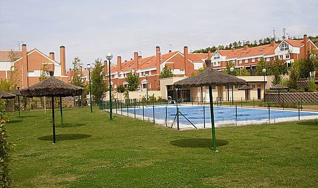 ZONAS COMUNEs (piscina)